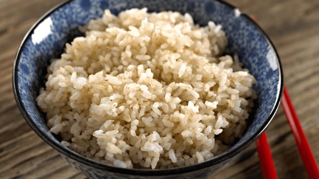 玄米を食べることで美肌が期待できる理由