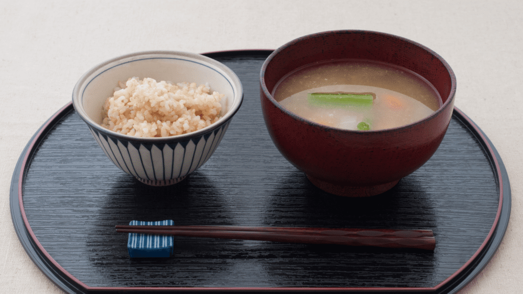 美肌のために玄米と合わせて食べたい食品